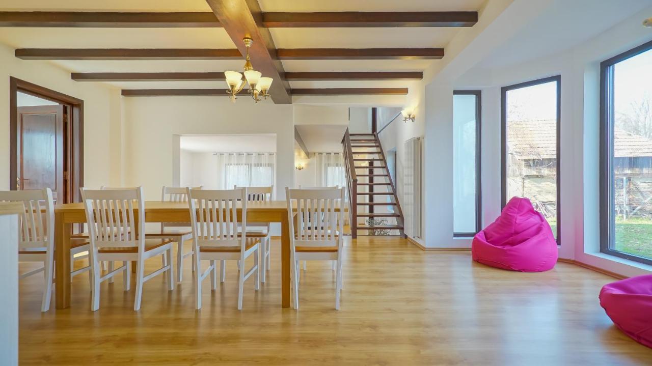 Vila Luna Comarnic Kültér fotó