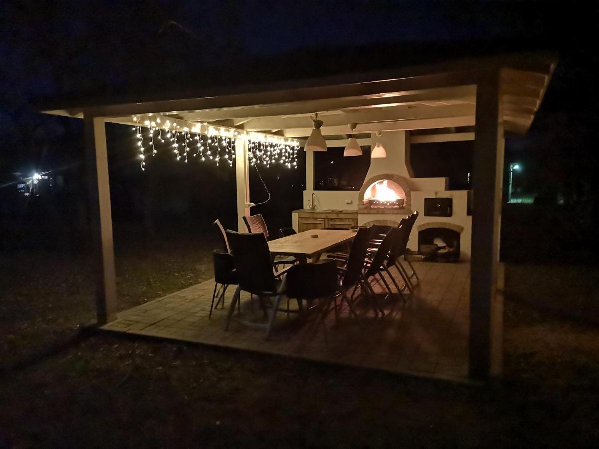 Vila Luna Comarnic Kültér fotó